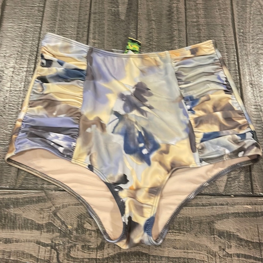 Kortni Jeane Swim bottoms
